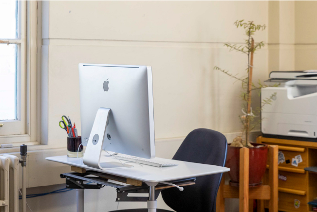 Hire studio space co-working desk Hire studio space co-working desk